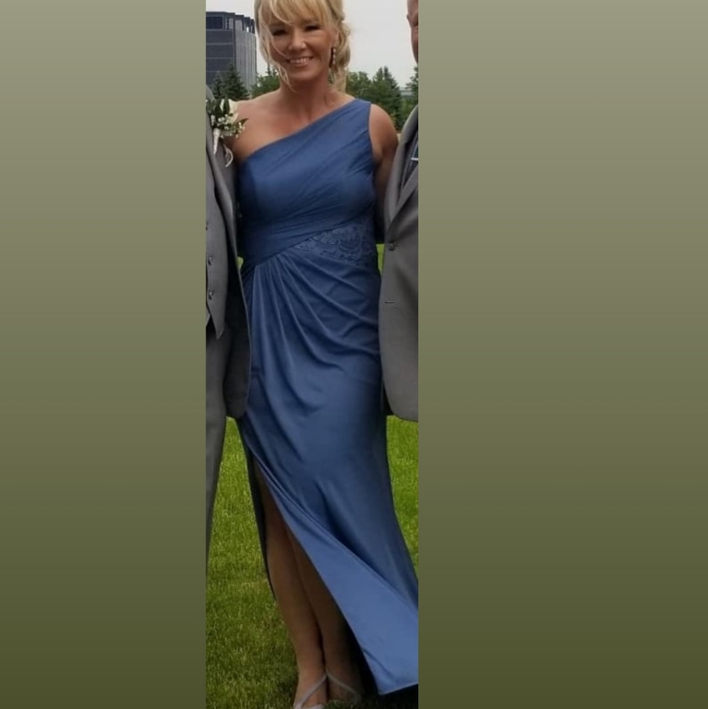 David's Bridal steel blue dress size 8
